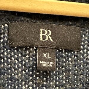 Banana Republic Blue and White Sweater